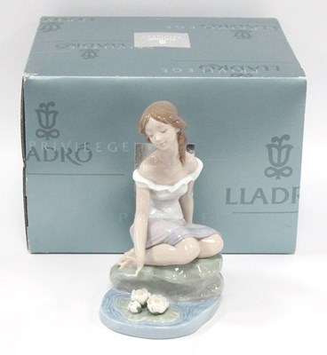 Lot 1272 - Lladro Privilege Society 2005 Figurine 7706...