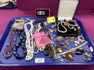 Lot 177 - An Assortment of Modern Costume Jewellery, to...