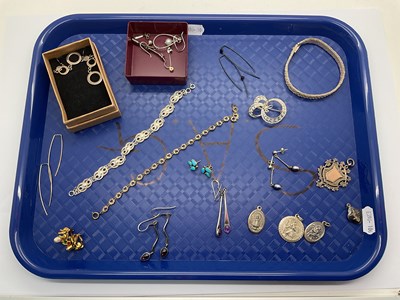 Lot 122 - An Assortment of "925" and Other Jewellery, to...