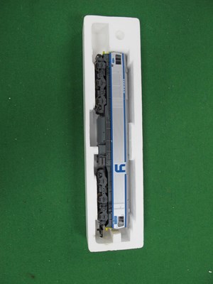 Lot 674 - Three 00 gauge modern diesel locomotives: a...