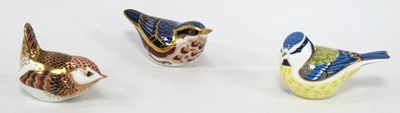 Lot 1269 - Royal Crown Derby Paperweights 'Garden Blue...