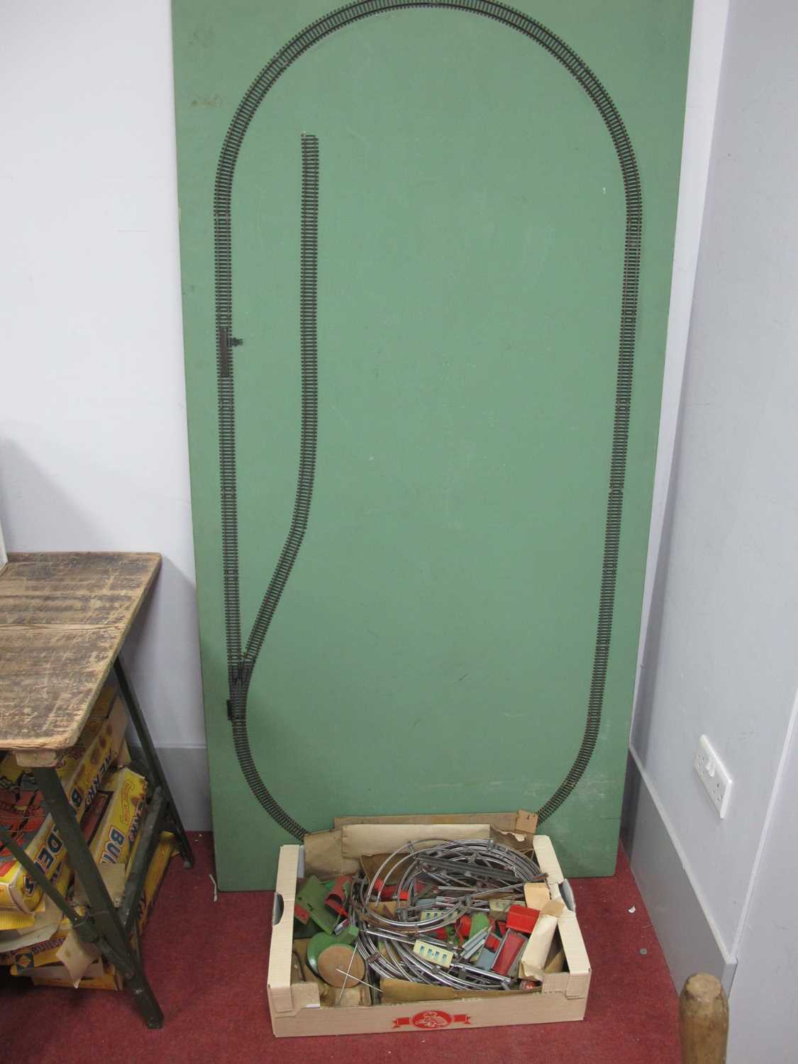 Lot 1122 - German, U.S. Zone Tin Plate Train Set,