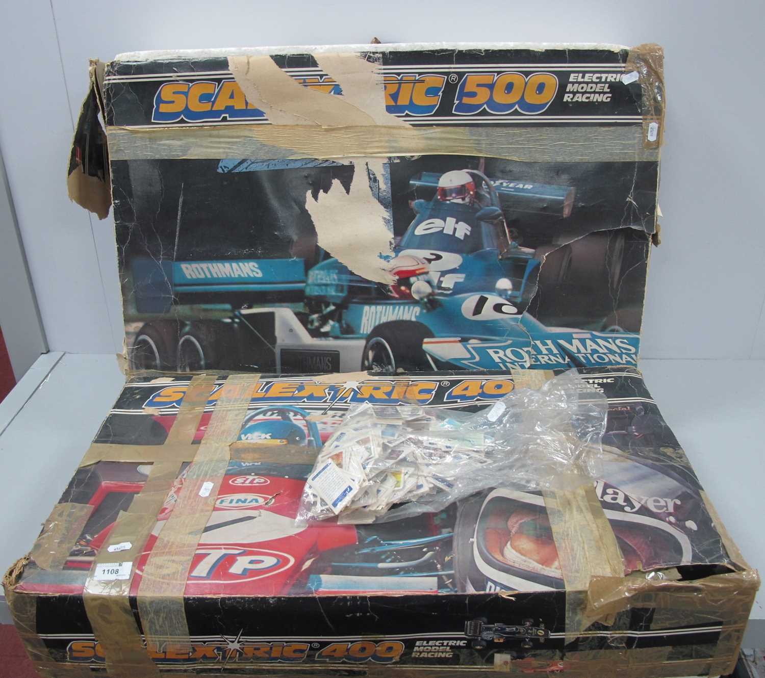 Lot 1108 - Scalextric '400' and '500' in boxes