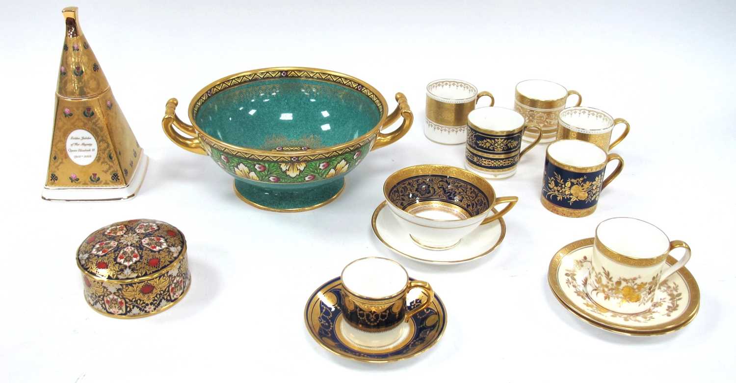 Lot 1215 - Bilston and Battersea Q.E.II Golden Jubilee...