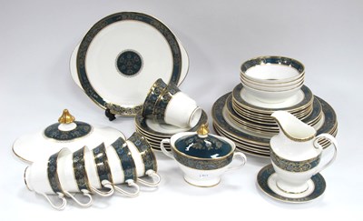 Lot 1033 - A Royal Doulton Porcelain Dinner and Tea...