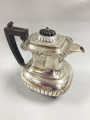 Lot 85 - An Edwardian Hallmarked Silver Coffee Pot, H&R...