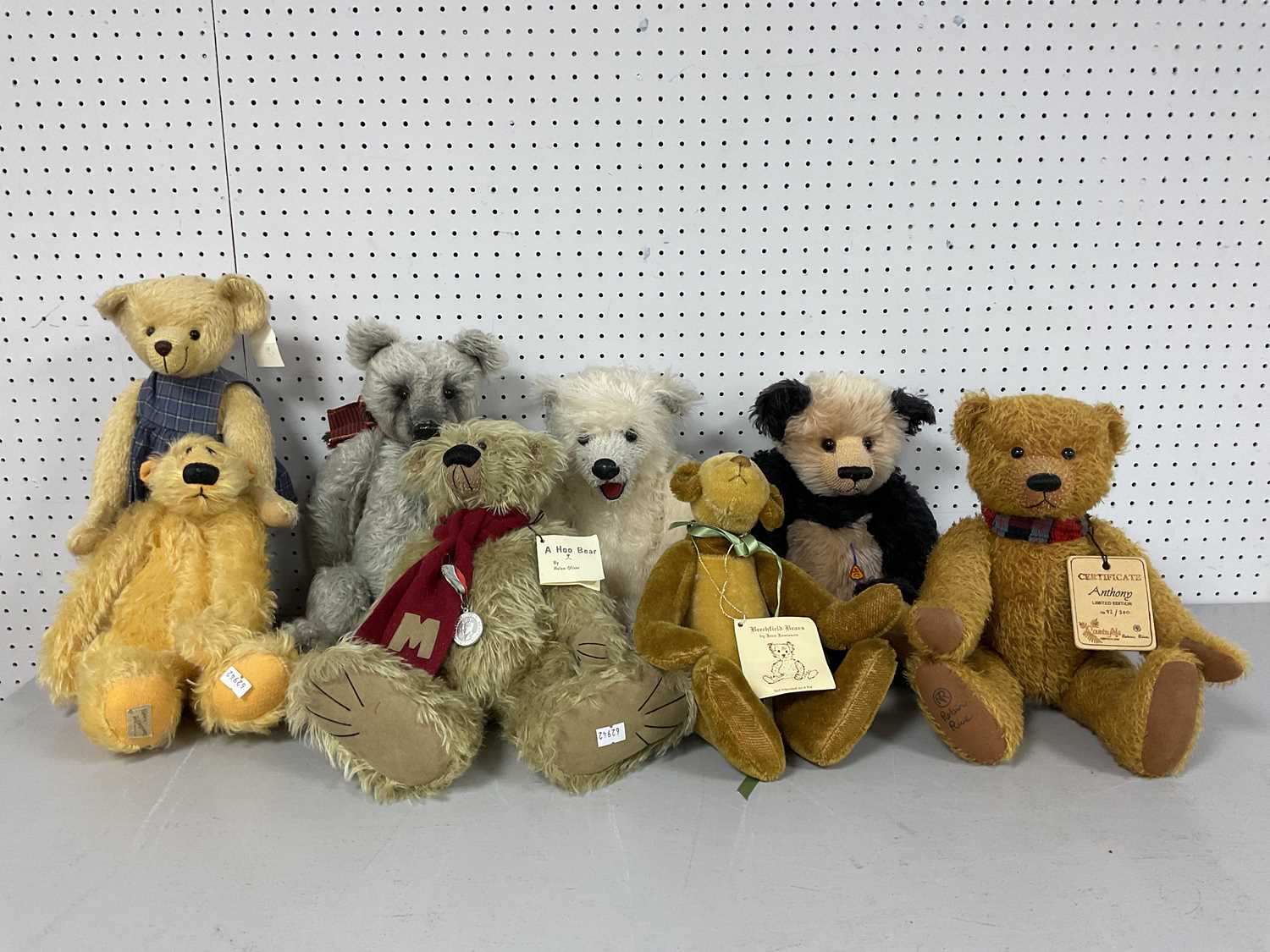 Lot 394 - Eight Soft Bears / Teddy Bears by Various...