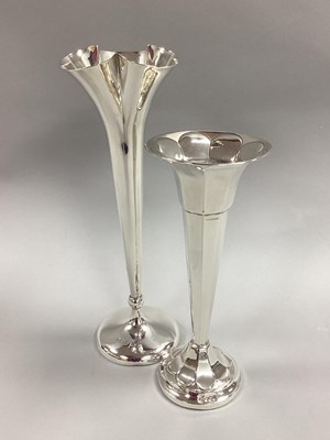 Lot 57 - Walker & Hall; A Hallmarked Silver Fluted...