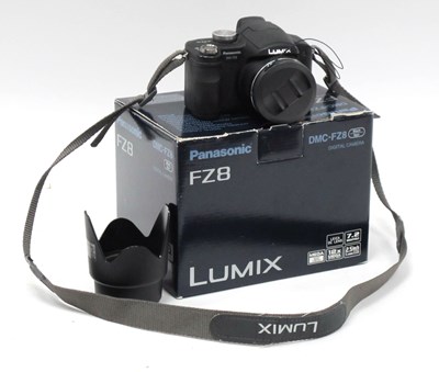 Lot 1295 - A Leitz Visoflex 16556, with bellows, boxed,...