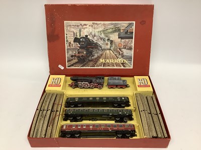 Lot 892 - A boxed Marklin Train Set Ref 3205 comprising...