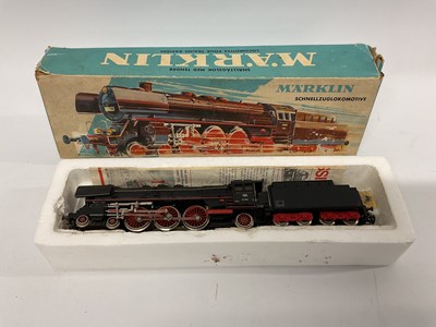 Lot 789 - A boxed Marklin HO scale Schnellzuglokomotive...