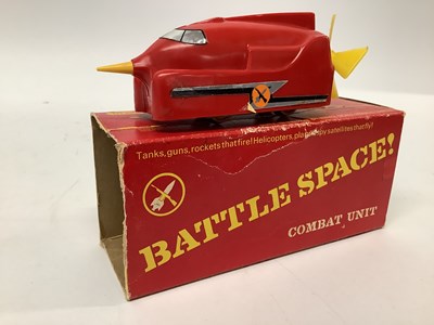 Lot 891 - A boxed Triang-Hornby 00 gauge Battle Space...