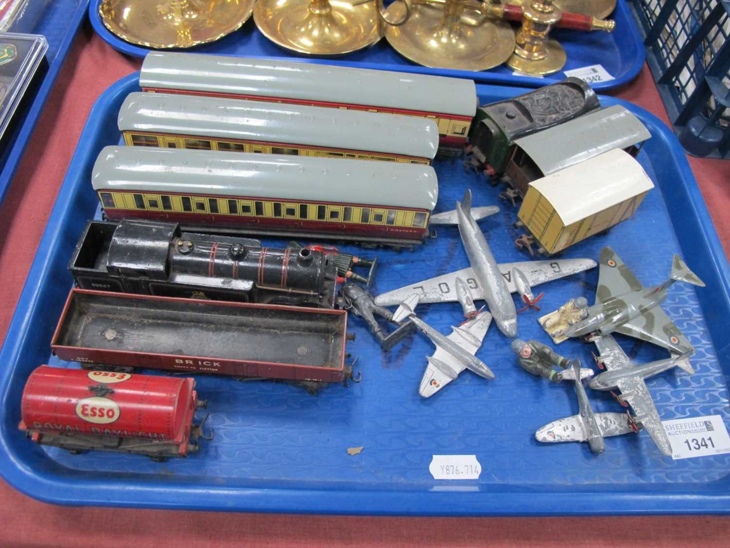 Lot 1341 - Dinky 'Viking', 'Gloster Javelin and other...