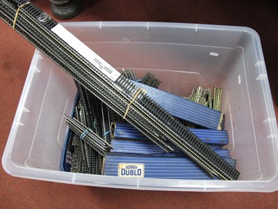 Lot 436 - A quantity of "OO" gauge track sections by...