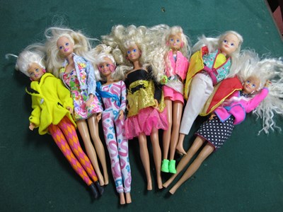 Lot 483 - Seven Modern Barbie and Sindy dolls. All...