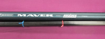 Lot 745 - Maver Muletto Master 8m Pole, on top kit.