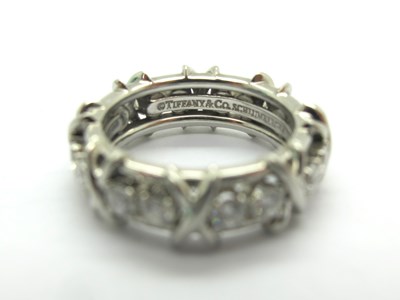 Lot 288 - Tiffany & Co; Jean Schlumberger 'Sixteen Stone'...