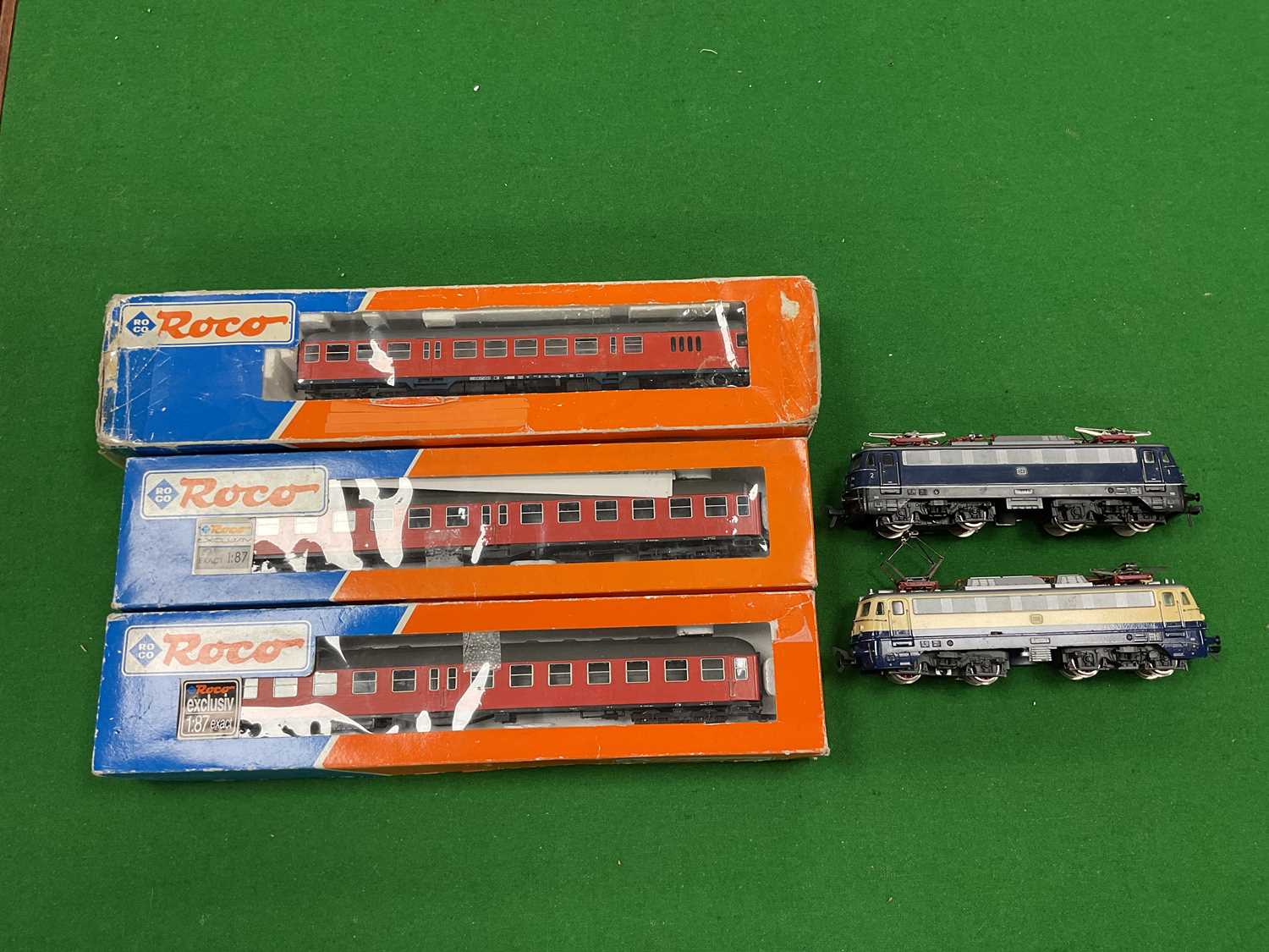 Lot 556 - Two HO scale German electric locomotives by