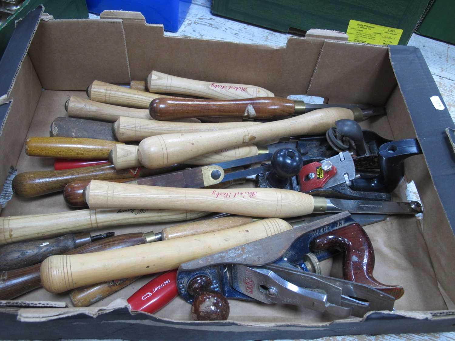 Lot 1108 - Vintage Tools, Robert Sorby and other chisels,...