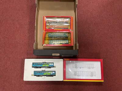 Lot 418 - Three boxed Hornby 00 gauge "Pacer" two car...