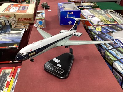 Lot 711 - A Bravo Delta Models Mahogany Hand Painted...