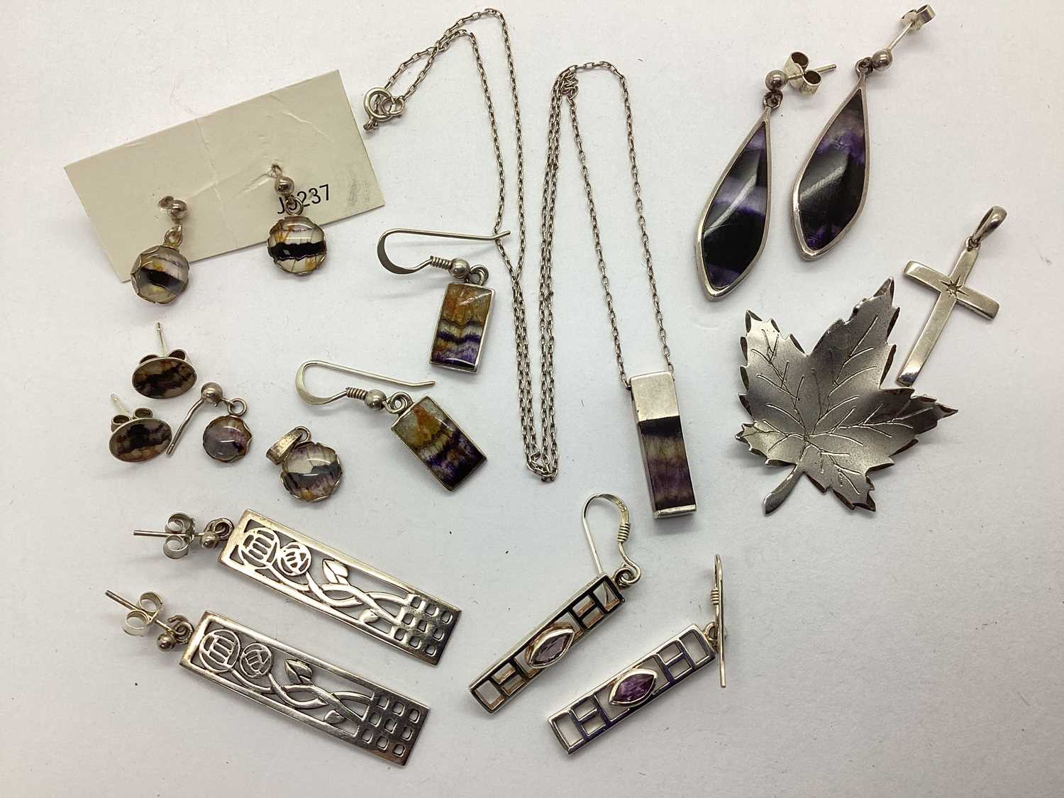 Lot 119 - A Small Collection of "925" and Other...