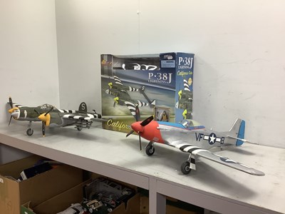 Lot 570 - A 21st Century Toys 1:18th Scale Assembled...
