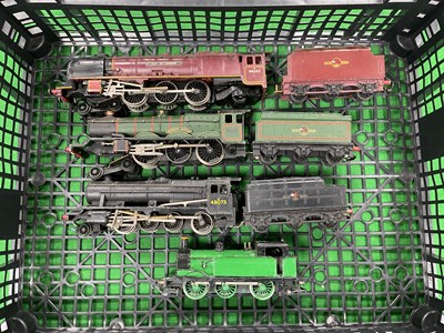Lot 536 - Four Hornby Dublo two rail 00 gauge...