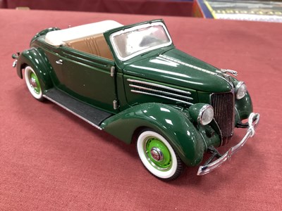 Lot 712 - A Franklin Mint 1:24 Scale Precision Model...