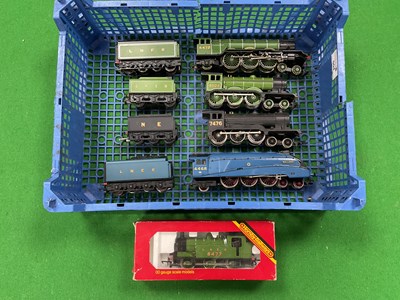 Lot 504 - Five Hornby 00 gauge LNER locomotives: A4...