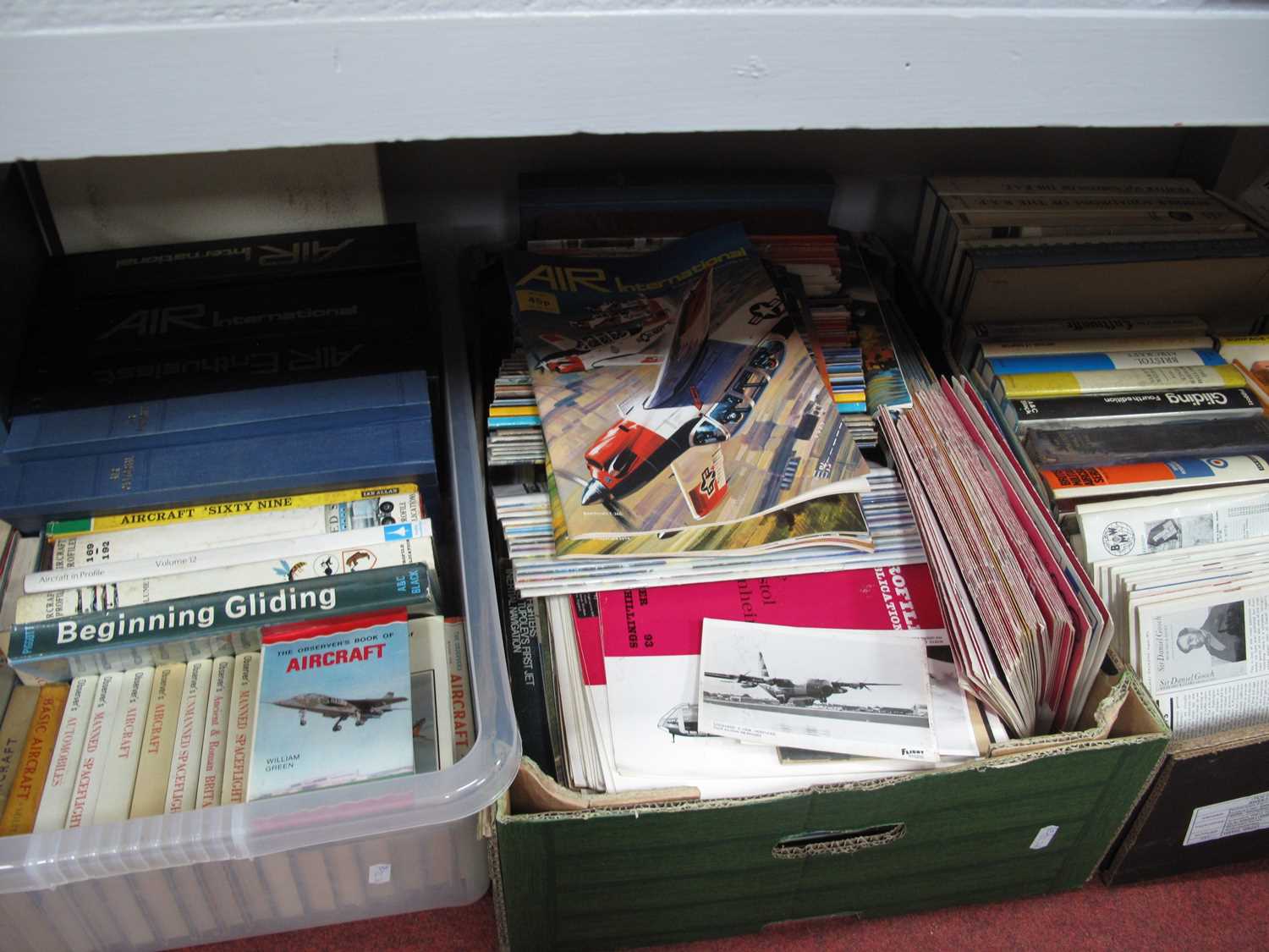 Lot 1031 - Observers Aircraft, air international