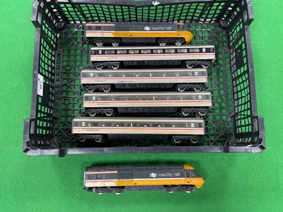 Lot 487 - A Hornby 00 gauge Intercity 125 train...
