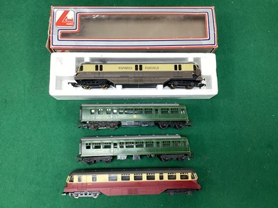 Lot 681 - Three 00 gauge diesel railcars: a boxed Lima...