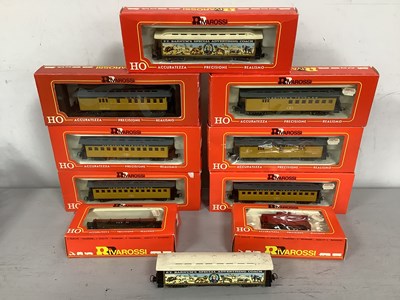Lot 603 - Ten items of Rivarossi HO scale old-time...