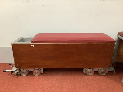Lot 313 - A 5 Inch Gauge Driving Truck, both high and...