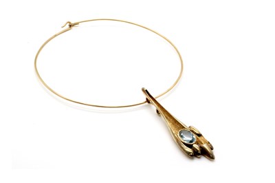 Lot 178 - A Large 9ct Gold 1970's Modernist Style Single...