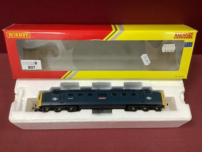 Lot 807 - A Hornby 'OO' Gauge/4mm Ref No R2879 Class 55...