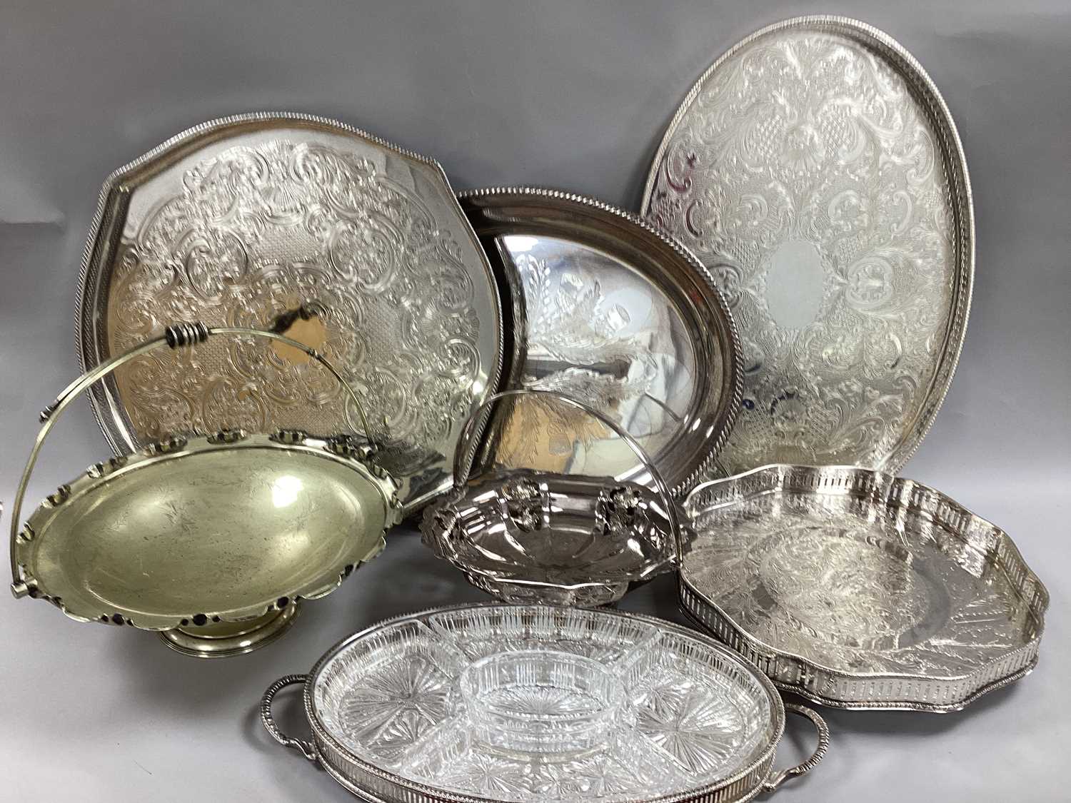 Lot 27 - Decorative Plated Trays, hor's d'oeuvres dish...