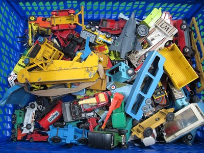 Lot 634 - A quantity of unboxed die cast vechicles...