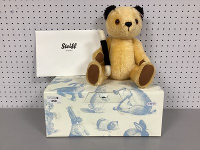 Lot 359 - A Modern Steiff Jointed Bear "Sooty" #663932...