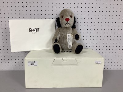 Lot 354 - A Modern Steiff Jointed Bear "Sweep" #664441...