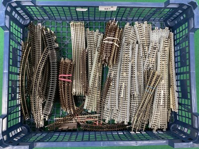 Lot 551 - A quantity of N gauge track including twenty...