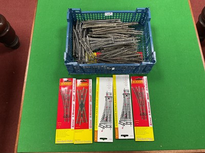 Lot 477 - Approximately fifty-three 00 gauge points,...