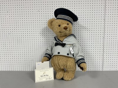 Lot 321 - R. John Wright Dolls, Teddy Bear "Bear Bo-Sun"...