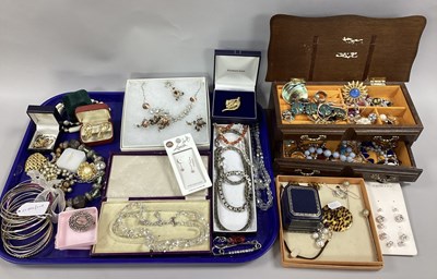 Lot 62 - A Mixed Lot of Assorted Costume Jewellery,...