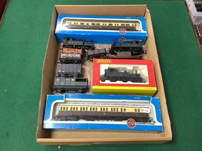 Lot 612 - Three 00 gauge Great Western 0-4-2 tank...