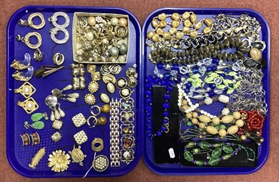 Lot 53 - A Mixed Lot of Assorted Costume Jewellery,...