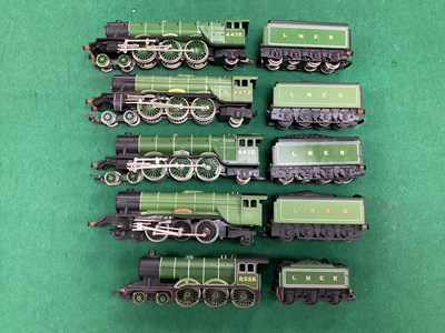 Lot 662 - Five 00 gauge LNER locomotives: a Hornby B12;...