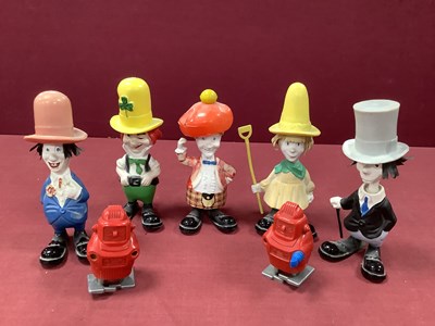 Lot 775 - Five Original Plastic Ken Dodd Diddymen and...
