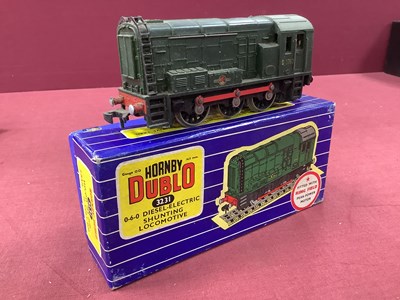 Lot 904 - A Hornby Dublo 3 Rail No 3231 0-6-0 Diesel...